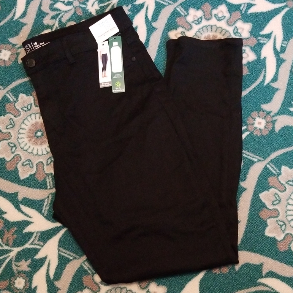TIME and TRU High Rise Ankle Jegging